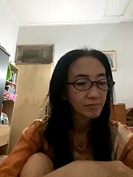 princessD077 online show from 10/28/25, 04:42