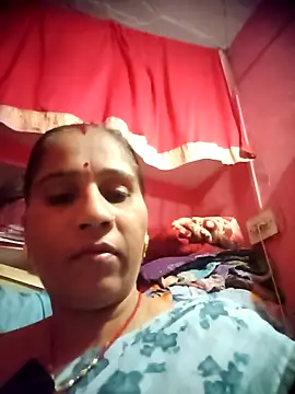 Snapshot of OliveGreen22 chatting on 11/01/25, 05:09 OliveGreen22 online show from 11/01/25, 05:09