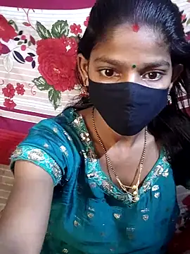 Snapshot of Itz_Aisha__ chatting on 06/14/26, 07:43 Itz Aisha online show from 06/14/26, 07:43