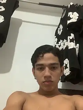 Alex king17 online show from 04/05/26, 06:43