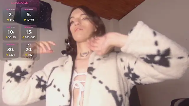 Scarlett crastrawberry online show from 11/27/25, 09:06