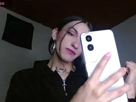 Scarlett crastrawberry online show from 04/24/26, 01:08