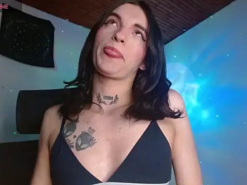 Snapshot of Scarlett_crastrawberry chatting on 06/14/26, 09:22 Scarlett crastrawberry online show from 06/14/26, 09:22
