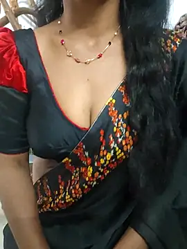 Sravya   online show from 12/14/25, 05:46