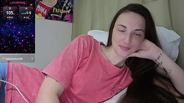 Snapshot of mistressaurora chatting on 11/29/25, 08:17 mistressaurora online show from 11/29/25, 08:17