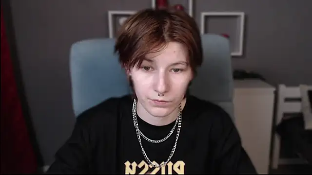 guitarandangell online show from 11/15/25, 06:44