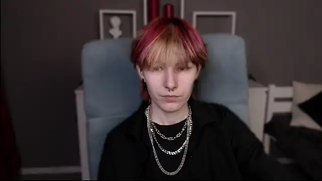 guitarandangell online show from 04/05/26, 07:33