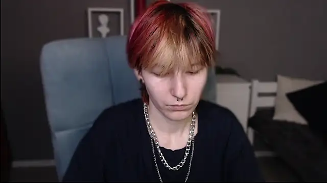 guitarandangell online show from 04/14/26, 09:48