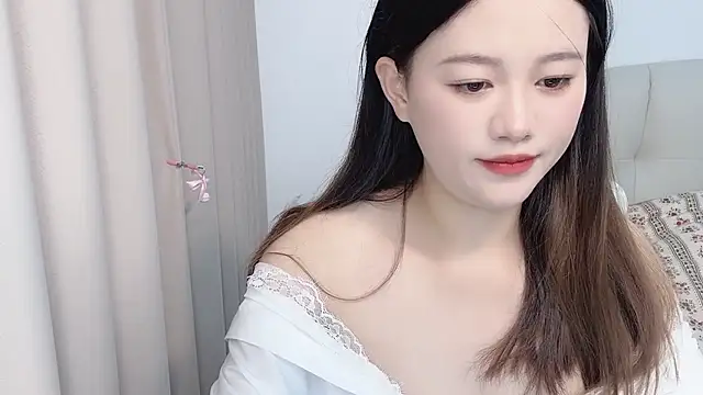 Bella-8 online show from 10/20/25, 03:01