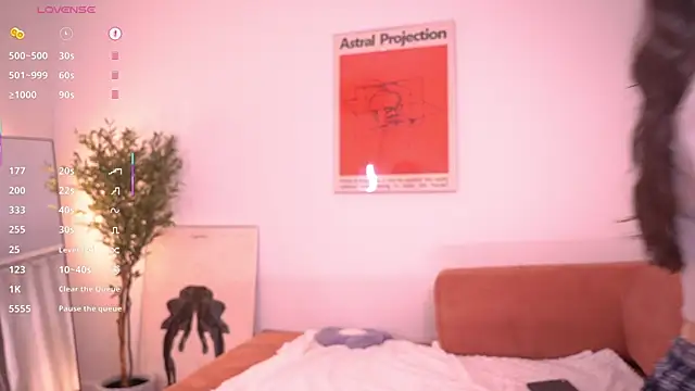 Pheromoon online show from 05/04/26, 05:03