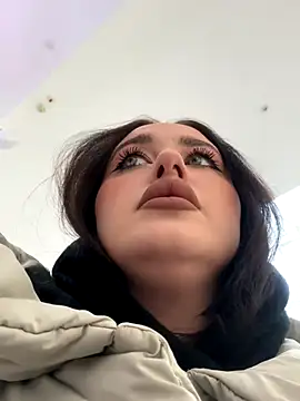 KiraSunshine online show from 11/06/25, 04:02