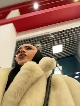 KiraSunshine online show from 12/05/25, 04:32