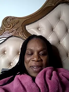 Hotcougar online show from 10/29/25, 08:21