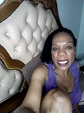 Hotcougar online show from 11/05/25, 07:14