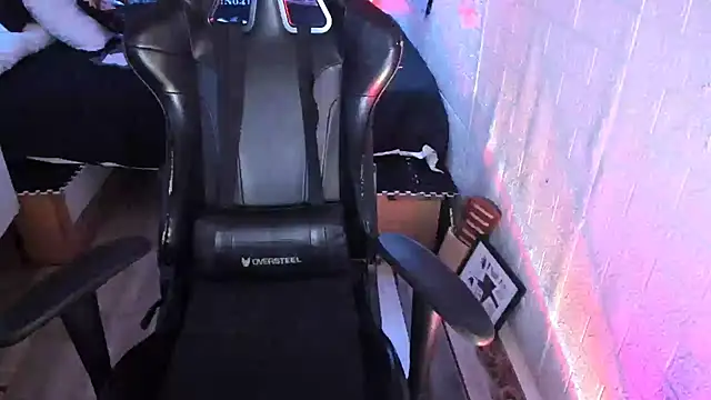 MartesBratty online show from 04/28/26, 09:31