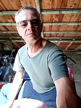 Snapshot of Sexyfab65 chatting on 11/09/25, 12:58 Sexyfab65 online show from 11/09/25, 12:58