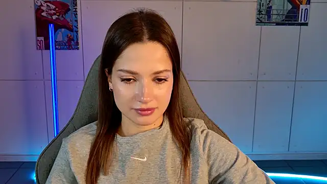 KiraVair online show from 10/23/25, 01:10