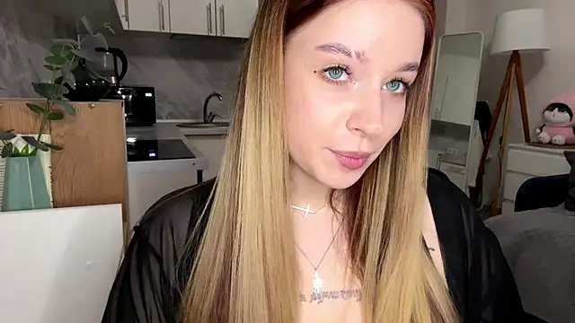 Snapshot of Babymoney_2007 chatting on 11/28/25, 09:50 Babymoney 2007 online show from 11/28/25, 09:50