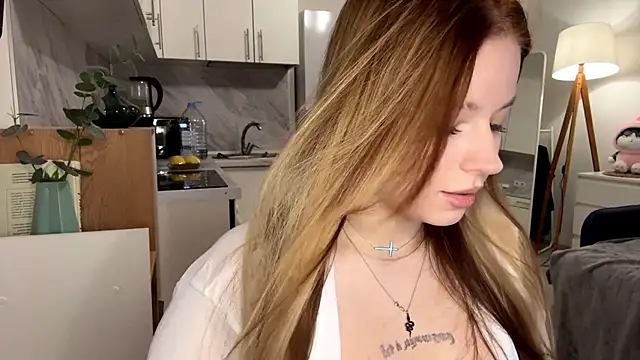 Snapshot of Babymoney_2007 chatting on 12/02/25, 09:21 Babymoney 2007 online show from 12/02/25, 09:21