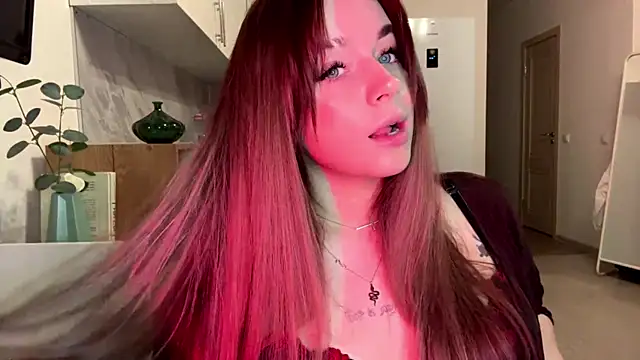 Snapshot of Babymoney_2007 chatting on 12/04/25, 08:28 Babymoney 2007 online show from 12/04/25, 08:28