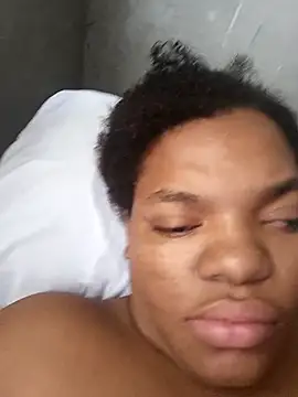 Snapshot of Kailyyhot chatting on 11/10/25, 03:33 Kailyyhot online show from 11/10/25, 03:33