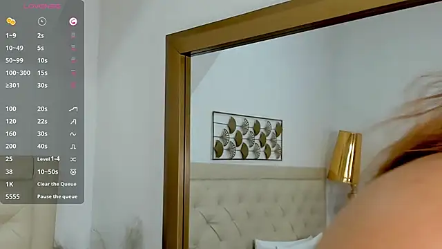 Snapshot of lucia_lorenz chatting on 12/02/25, 11:26 lucia lorenz online show from 12/02/25, 11:26