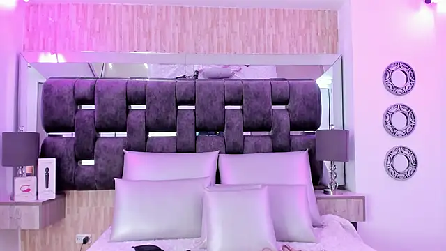 Catalina-Thompson online show from 10/22/25, 12:16