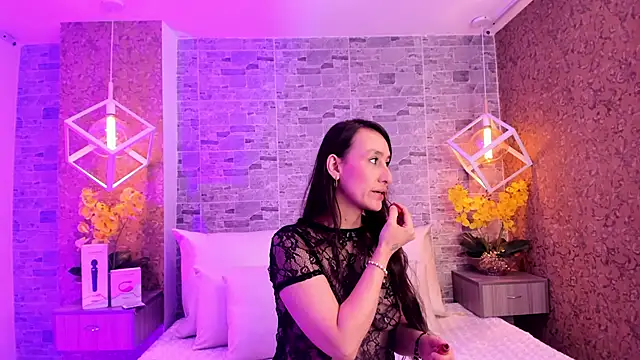 Catalina-Thompson online show from 10/24/25, 03:30