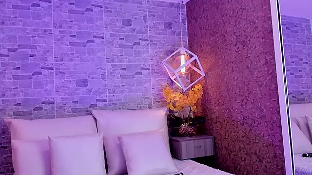 Catalina-Thompson online show from 10/27/25, 12:09