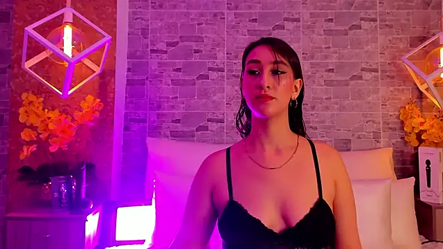 Catalina-Thompson online show from 11/06/25, 12:06