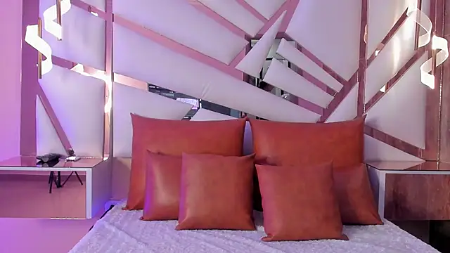 Catalina-Thompson online show from 03/31/26, 11:54