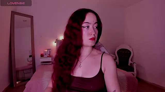 Amaraa couper1 online show from 01/11/26, 04:17