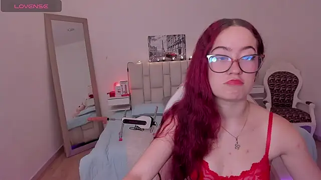 Amaraa couper1 online show from 02/15/26, 03:58