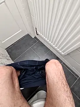 16enes16 online show from 12/17/25, 01:39