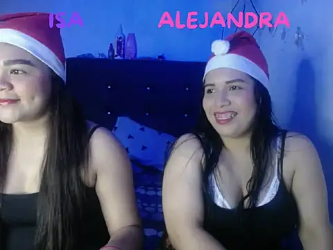 Snapshot of 2moons_full_of_love chatting on 12/02/25, 01:55 2moons full of love online show from 12/02/25, 01:55