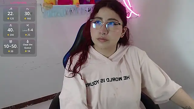 Snapshot of littlee_red chatting on 12/03/25, 09:13 littlee red online show from 12/03/25, 09:13