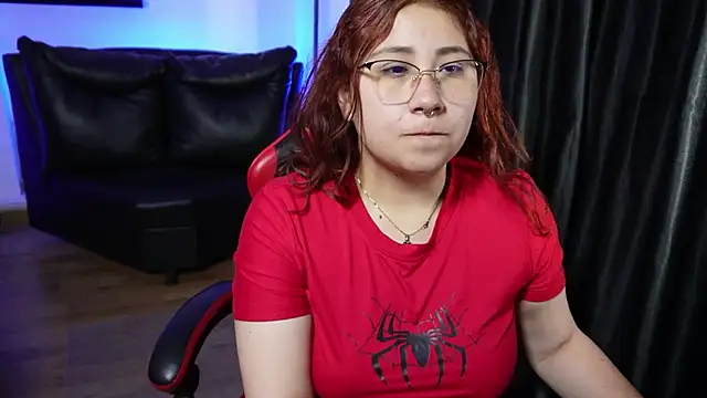 littlee red online show from 03/22/26, 08:23