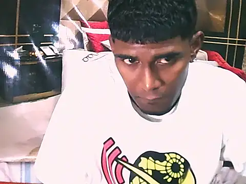 Snapshot of IndianThuggin chatting on 06/18/26, 05:39 IndianThuggin online show from 06/18/26, 05:39