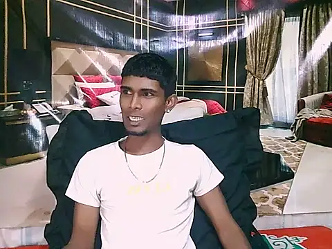 Snapshot of IndianThuggin chatting on 07/04/26, 05:30 IndianThuggin online show from 07/04/26, 05:30