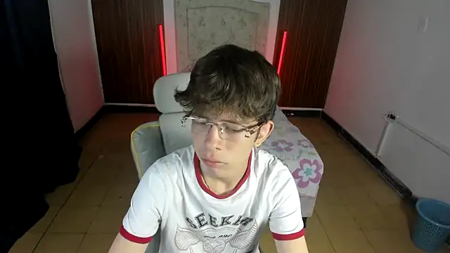 Snapshot of dilan_orduz chatting on 10/21/25, 12:50 dilan orduz online show from 10/21/25, 12:50
