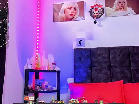 Snapshot of Theo_Noxxx chatting on 12/15/25, 09:08 Theo Noxxx online show from 12/15/25, 09:08