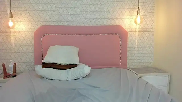 TAYLORMEYER1 online show from 03/27/26, 08:26