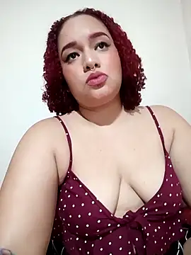 Snapshot of Curly-98 chatting on 10/23/25, 10:19 Curly-98 online show from 10/23/25, 10:19