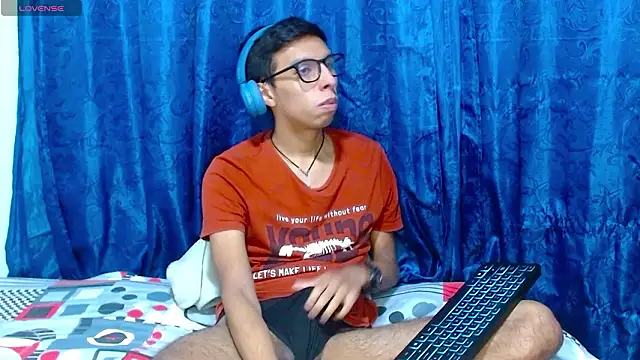 DavTwink3100 online show from 03/28/26, 01:38