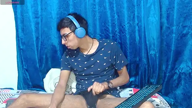 DavTwink3100 online show from 04/06/26, 01:36