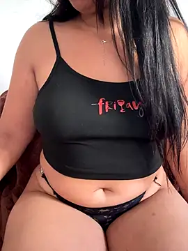 Snapshot of jouri__curvy chatting on 11/24/25, 03:12 jouri curvy online show from 11/24/25, 03:12