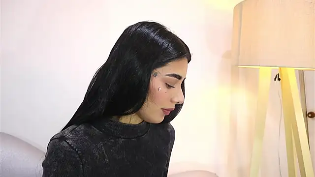 Snapshot of Scarlett_Keller chatting on 11/07/25, 03:12 Scarlett Keller online show from 11/07/25, 03:12