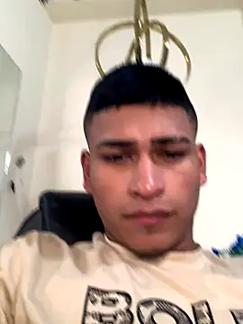 Emiliano Reyes online show from 12/21/25, 03:24