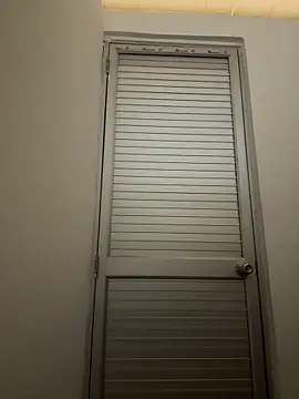 valeriahornier online show from 03/19/26, 02:37