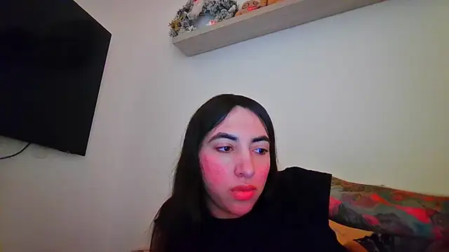 Snapshot of valeriahornier chatting on 07/09/26, 03:10 valeriahornier online show from 07/09/26, 03:10